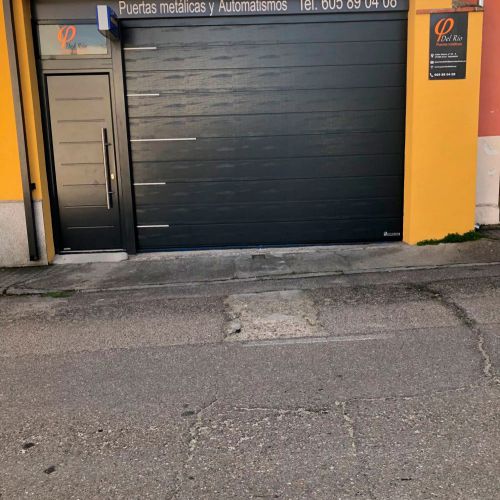 Puertas y automatismos en Valladolid, trabajos de Puertas del Río 11